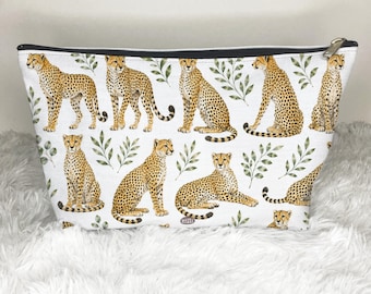Cheetah Zip Bag, Cheetahs Lover Cosmetic Bag, Toiletry Bag, Safari Wildlife Nature Gift, Animal Lover Gift, Travel Makeup Bag Purse