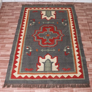 Handwoven Wool Jute Kilim Rug: Traditional Indian Dhurrie