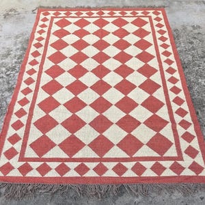 Handwoven Wool Jute Kilim Rug: Traditional Indian Dhurrie
