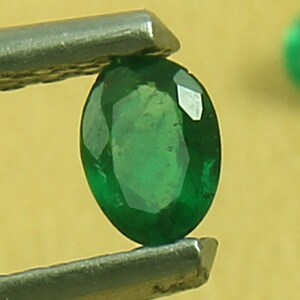 2.50x3.50mm Faceted Oval Natural Zambian Emerald Loose Emerald Earrings AAA quality loose Gemstones Emeralds jewelry making