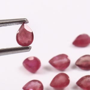 Glass Filled Ruby Pear 3x4mm Faceted Gemstone Cut Pear Shape 10 Pcs Ruby Pendants Loose Gemstone Ruby red Gemstone For Making Jewelry