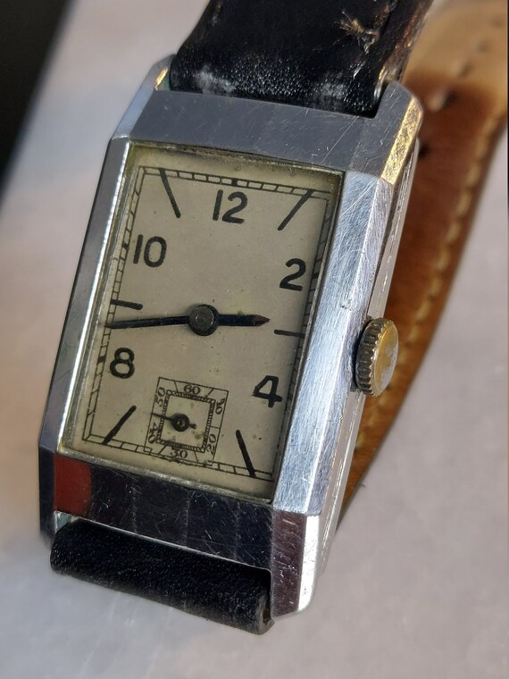 Vintage Pinnacle Art Deco Watch