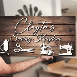 Custom Quilting Room Family Last Name Wood Pallet Sign Personalized Sewing Room Wooden Wedding Engagement Gift For Mom Home Decor