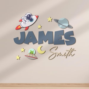 Letrero de madera personalizado con nombre de nave espacial para guardería, decoración de pared de madera con astronauta personalizado, regalo único para habitación de niña y bebé