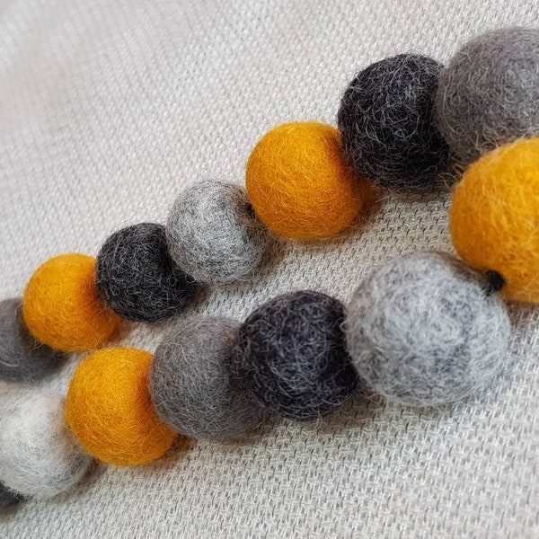 Felt Ball Necklace Etsy