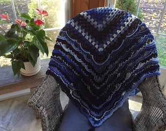 Crochet shawl, Acrylic navy crochet scarf with tassels, Large wrap shawl, Navy blue, royal blue, Lightweight, Gradient color, Gift, Handmade