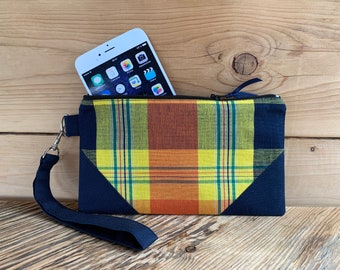 Phone zipper pouch, Cellphone case, Wristlet phone pouch with Keychains, Women's cellphone case, Phone Wallet, Plaid, Blue pouch, Handmade