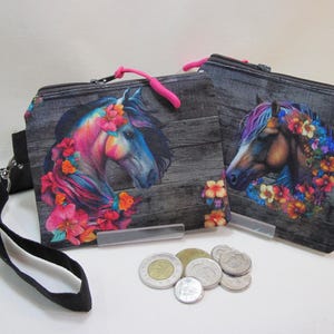 Porte-cartes de crédit, Petite pochette à fermeture éclair, Portefeuille avec porte-clés, Étui pour écouteurs, Tête de cheval fleurie, 12,5 cm X 10 cm, Fait main, Prêt à expédier