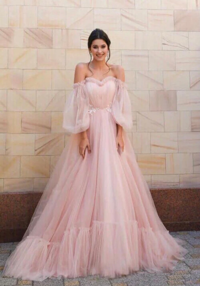 12 traumhafte und günstige Hochzeitskleider unter 500 € Süßes Rosa Romantisches Kleid Rosa