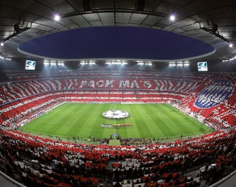 Fototapete Stadion Rot | Fußballstadion FC Bayern | Jungenzimmertapete Grün | Rot Weiß | FCB Pack Mas | Schlafzimmer-Wohnzimmertapete