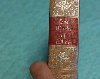 Oscar Wilde, Works of / Six Volumes in One Hardcover Book / 1950's Black's Readers / Poetry, Plays, Novels
