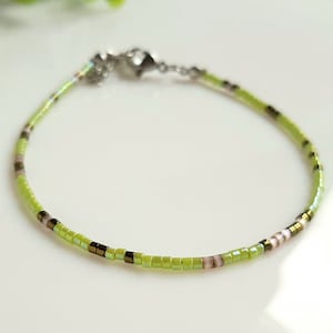 Minimalist bracelet Light green bracelet Seed bead bracelet Everyday boho bracelet Women bracelet Gift