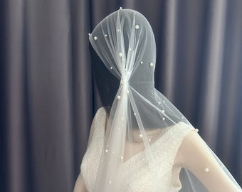 Pearl boho veil, Juliet cap veil Wedding Bridal tulle Veil, Gatsby Wedding Veil, Lace Juliet Cap, Soft Ivory tulle veil, 1930s cap veil