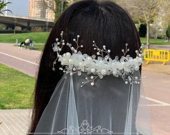 Boho wedding veil and hairpiece, Simple wedding veil whit comb, Wedding veil and headpiece, Ivory Wedding Veil with Beaded Floral Headpiece