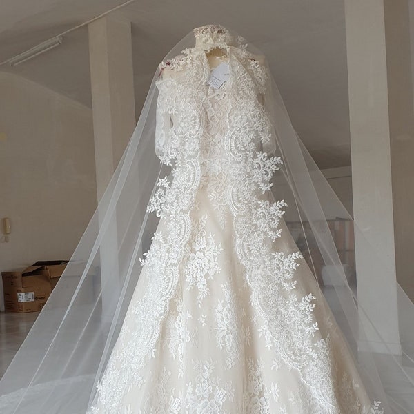 Royal veil, Cathedral length, Sequins Veil, Cathedral wedding veil with lace, Chapel bridal veil with sparkles, Floor length veil - 90055