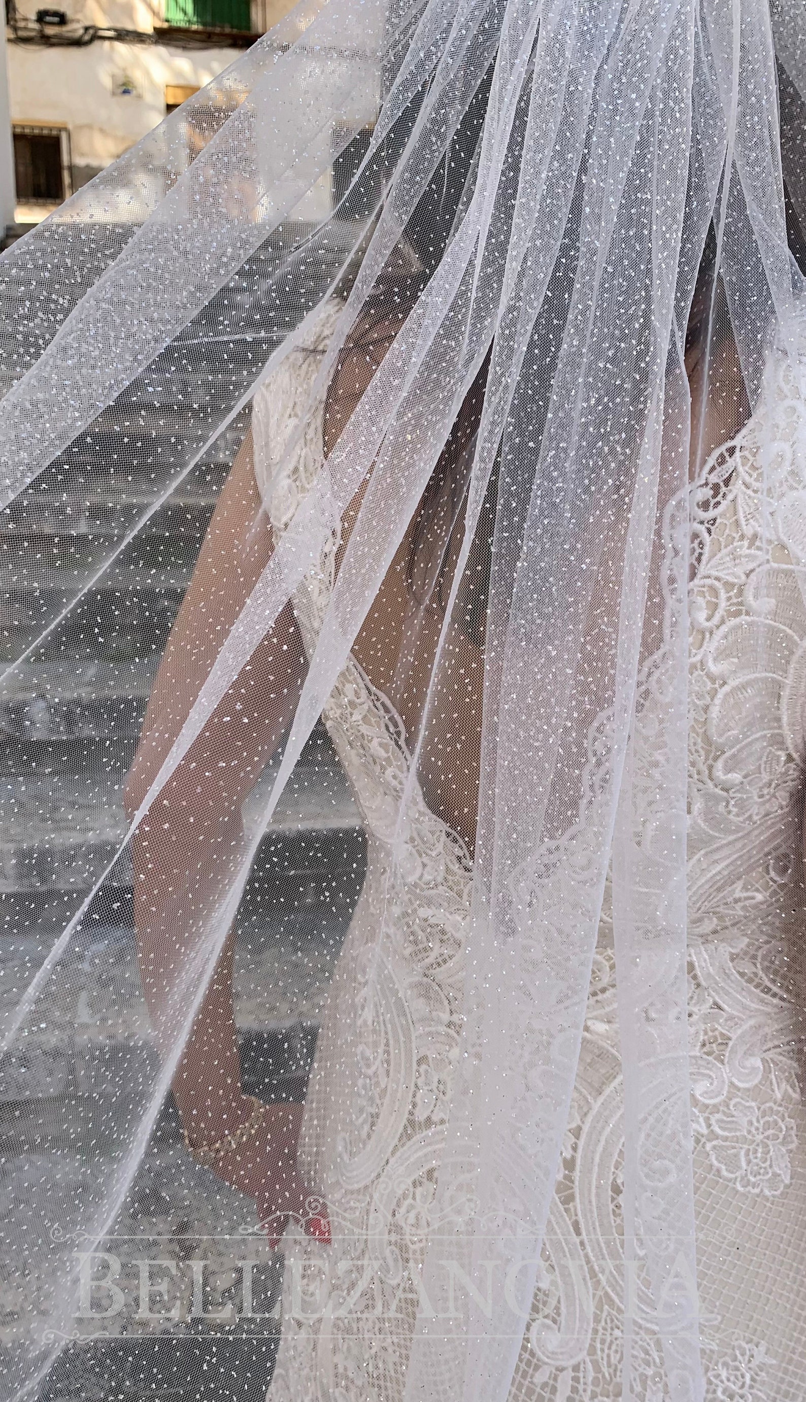 Glitter Tulle Single-Tier Chapel Length Wedding Veil