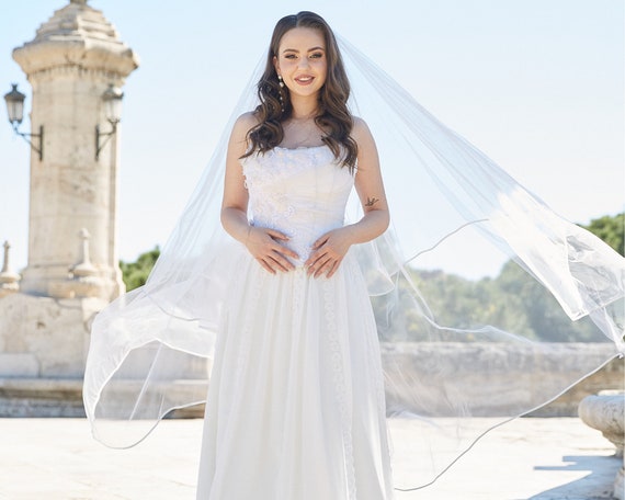 Drop Wedding Veil, Double Trim Veil, Cathedral Veil With  display picture 2
