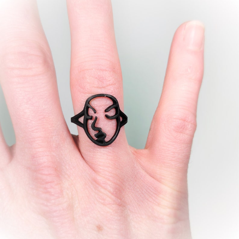 Adjustable Size Abstract Geometric Smiley Face Minimalist Ring