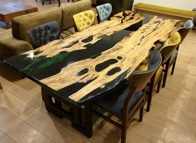 Olive Wood Kitchen Emerald Green River