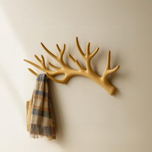 Tree Branch Hooks Hanging Clothes Rack Rustic Wall Decor Vintage Wood Coat Rack for Bedroom