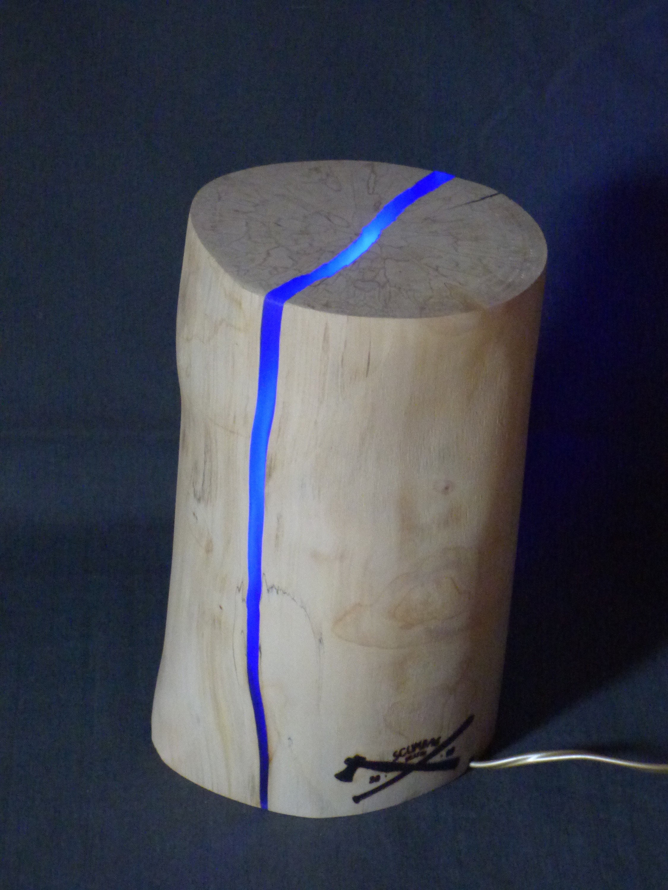 Lampe d'ambiance Bleue - Veilleuse Bois Massif Résine Epoxy Bûche de Frêne -Led