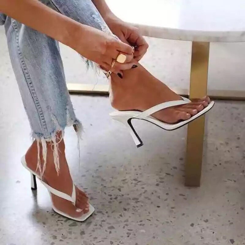 womens stylish flip flops