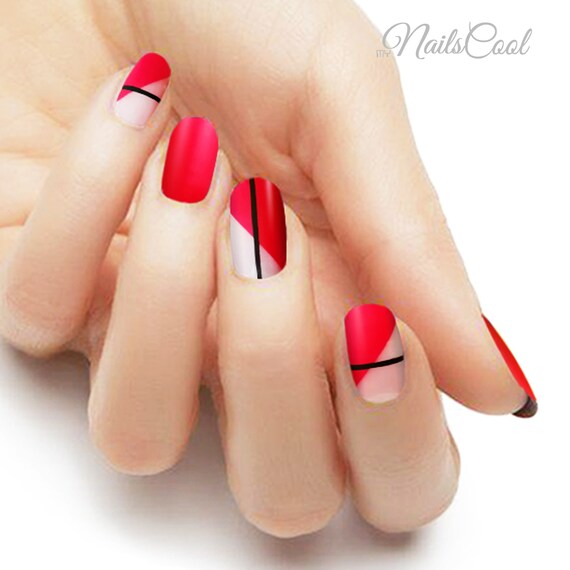 50+ Pretty Lines Nails Designs For A Unique Manicure