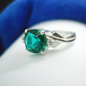 Teal sapphire Ring-Wedding Engagement Ring-Peacock Green Color sapphire-Stylish Band Teal stone Gift Ring-Christmas Birthday Gift For Her