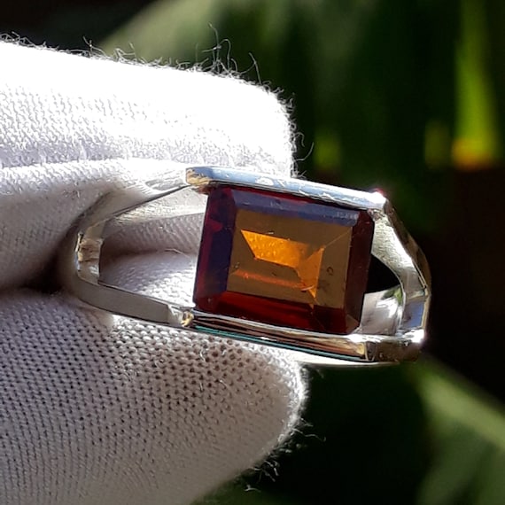 Amazon.com: 5.00 CARAT Natural Certified Hessonite/Garnet/Gomed Gemstone  Asthdhatu Silver Free Size Ring for Men's and Women's By Kartik Gems :  Clothing, Shoes & Jewelry