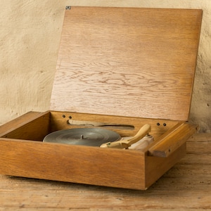 Vintage Electric Gramophone - Phonograph, Record Player