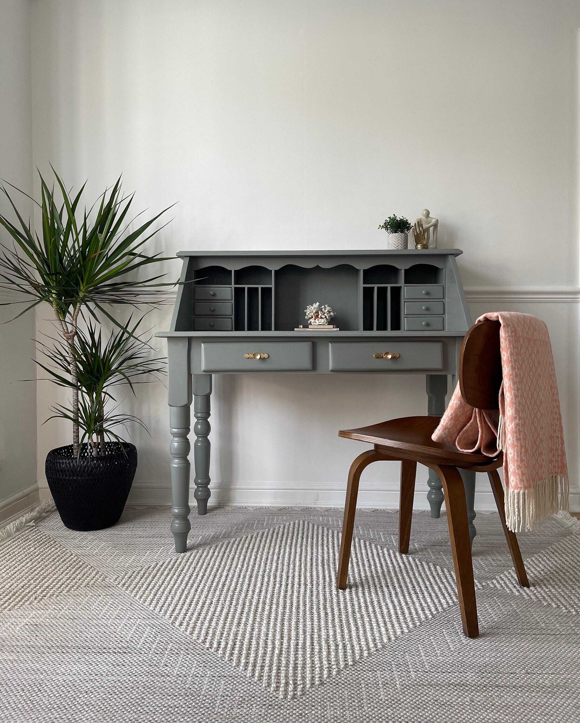 Grey sale writing bureau