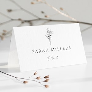 Modelo de cartão de lugar de casamento minimalista simples, cartão de nome plano e dobrado em forma de tenda com caligrafia moderna, cartão de mesa com flores de narciso, CORJL