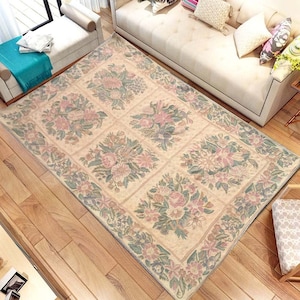 Vintage Aubusson Rug Handmade Rug Living Room Rug Afghan Rug Needle Point Rug Small Rug Floral Rug Wool Kilim Rug Floor Rug 168 x 114 cm