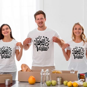 Mangez et priez végétalien, t-shirt végétarien, ambiance végétarienne, t-shirt végétalien, vêtements végétaliens, chemise avocat, cadeau végétalien, végétalien pour les animaux