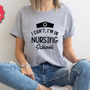 Meilleure chemise pour les étudiants en soins infirmiers, infirmière en chemise de formation, idées de cadeaux d&#39;anniversaire pour les étudiants en médecine, cadeau de la Saint-Valentin pour les étudiants en soins infirmiers
