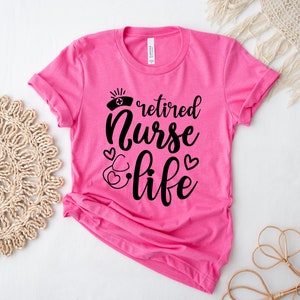 Krankenschwester im Ruhestand Shirt, süßes Krankenschwester Shirt, Ruhestand Party Shirt, Krankenschwester Geschenk, Ruhestand Geschenk für Krankenschwester, Retro Ruhestand Krankenschwester T-Shirt