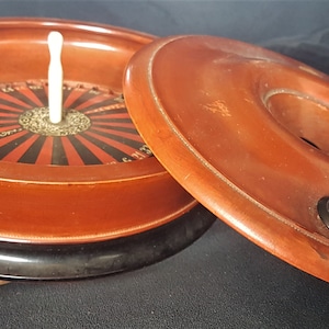 roulette table - antique - Wood