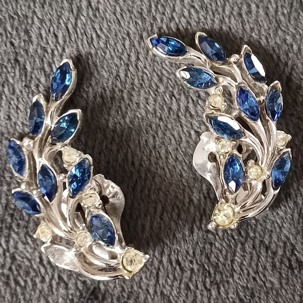 vintage Bogoff lovely  blue  rhinestone clip on earrings