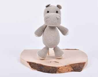 Handgefertigtes gehäkeltes Kuscheltier Nilpferd, Amigurumi, Baumwolle, handmade, Geschenk für Babys Kinder, Geburtstag Geburt Ostern