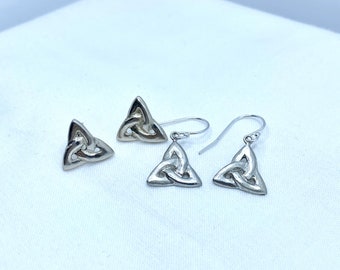 Boucles d'oreilles à tige celtique en argent Triquetra Trinity Knot