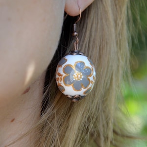 Ukrainian folk earrings Handpainted Made in Ukraine, Ukrainian gifts for her, wooden big ball earrings, Dangle earrings vintage inspired