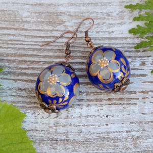 Floral wooden blue earrings Hand painted: Dangle vintage inspired