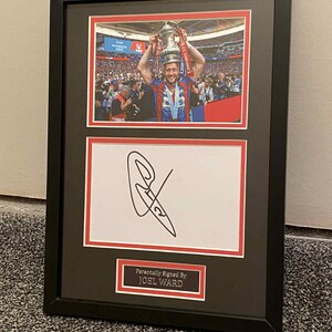 Joel Ward - Signierte & hinter Glas gerahmte A4-Karte - Crystal Palace - COA