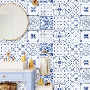 Carta da parati marocchina con motivo a piastrelle blu e bianche [Stacca e incolla (autoadesiva) o carta vinilica tradizionale]