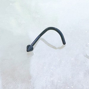 Black Dainty Spike Titanium Nose Stud. 18G. 20G.
