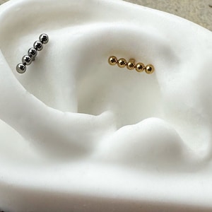 Implant Grade Titanium Beaded Line Labret in Gold or Silver. 16G or 18G. For Cartilage, Tragus, Conch, Helix, Flat, and Lobe piercings.