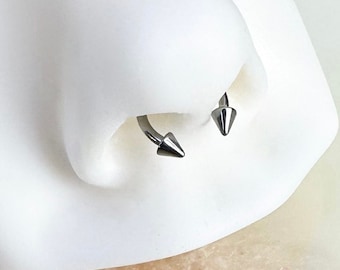 Titanium Silver Spike Horseshoe for Septum, Daith, and Cartilage piercings. 18F, 16G, 14G, or 12G. 8mm or 10mm.
