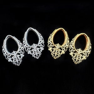 Pair of Gold or Silver Filigree Tunnels. Teardrop Tunnels. 0G, 00G, 12mm, 14mm, 16mm.