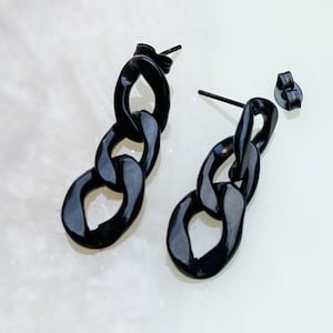 Steel Black chain earrings. (Pair). 20G.