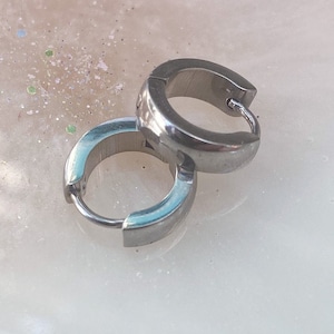 Silver Huggie Hoop Earrings. 8mm Dainty Hoops.